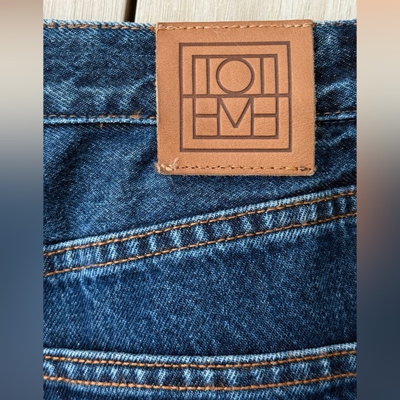 TOTEME Classic cut denim full length dark blue - Picture 9 of 9